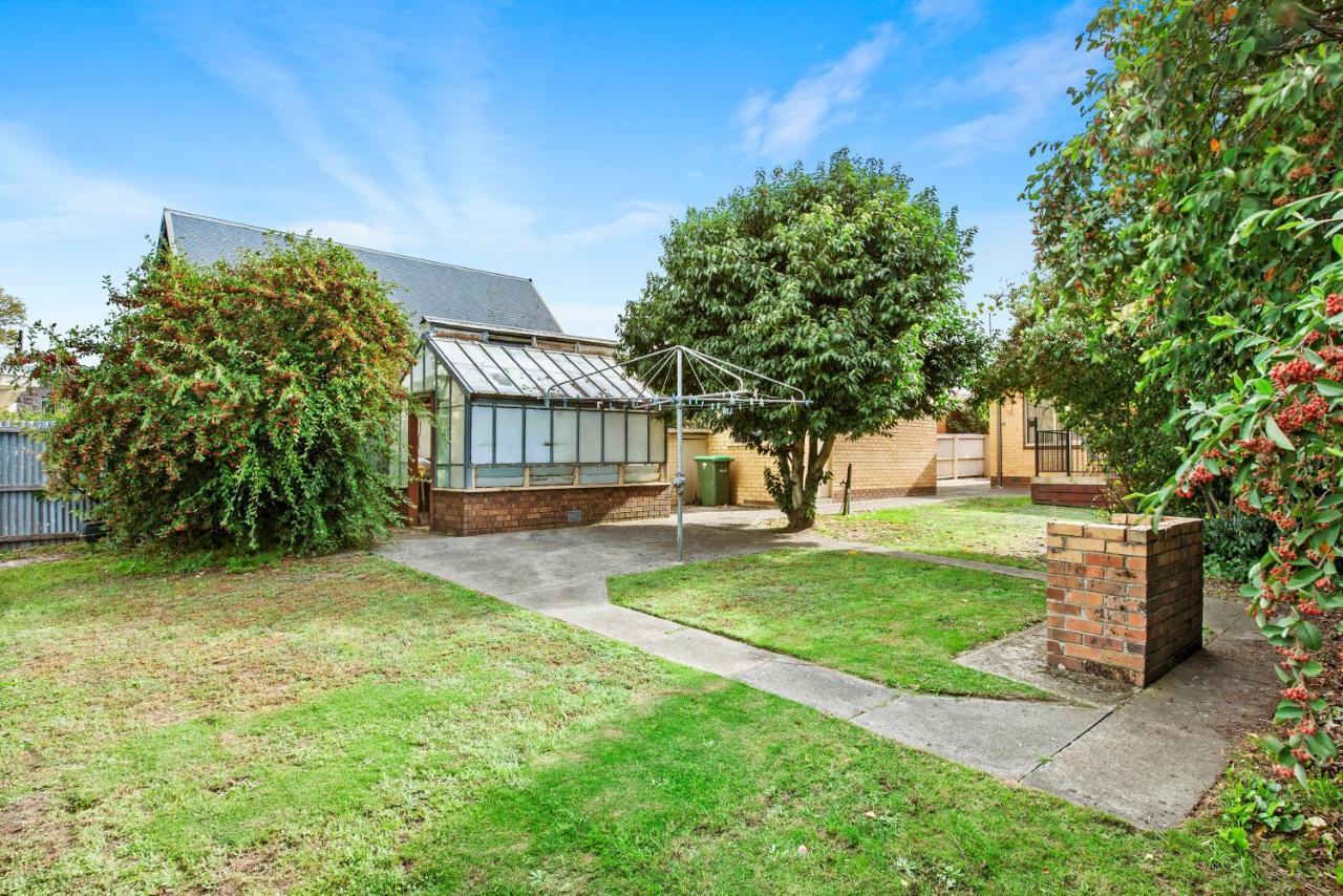 Family Friendly, Sleeps 8, Big Backyard, Pet Friendly Vila Ballarat Exterior foto